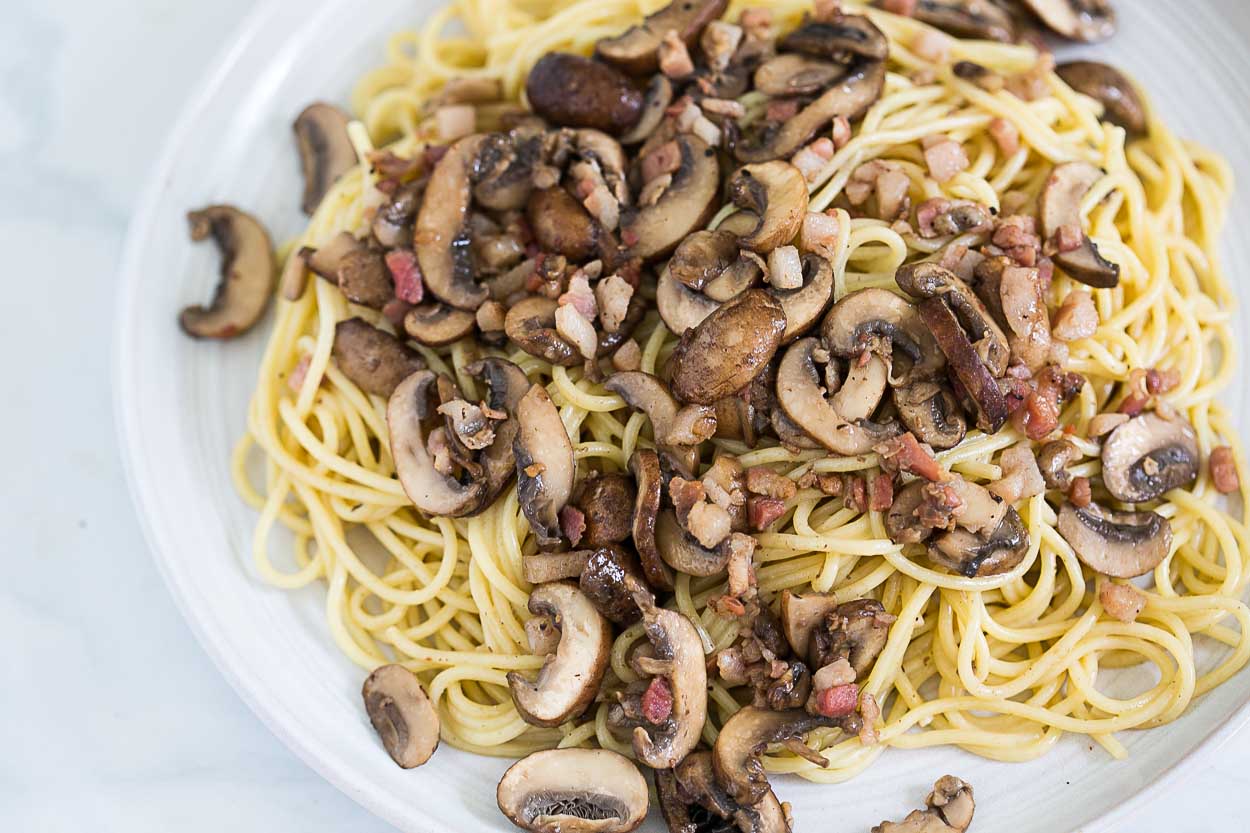 Spaghetti Carbonara with Mushrooms Cook Smarts