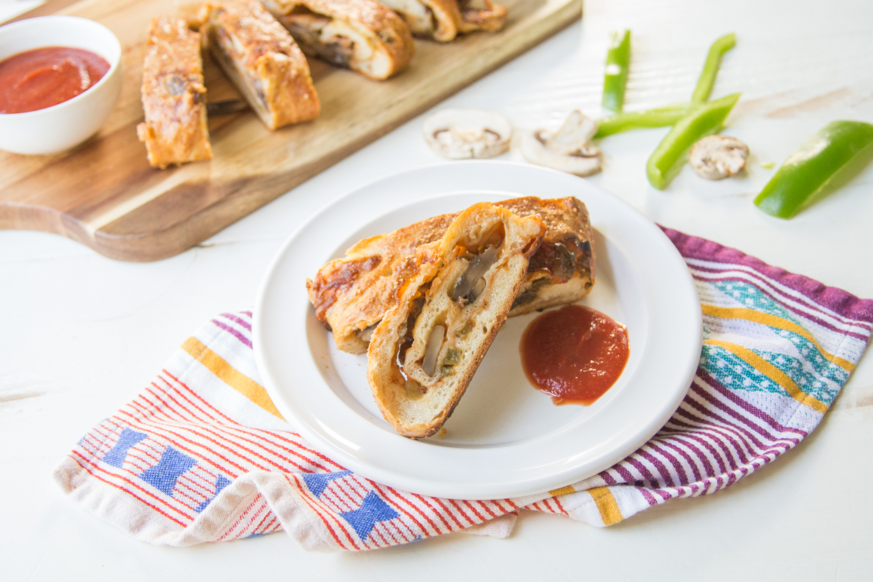 Vegetable Stromboli with Bell Peppers and Mushrooms | Cook Smarts